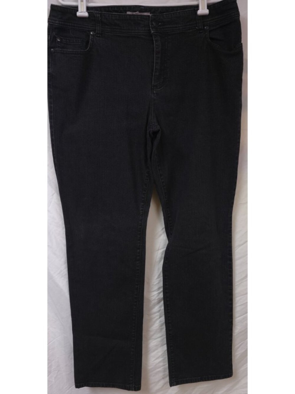 Chicos Women's 2.5/US 14 Black Straight High Rise Platinum Denim Jeans 38x32